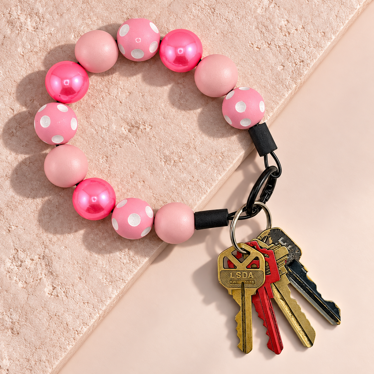 BAUBLE WRISTLET