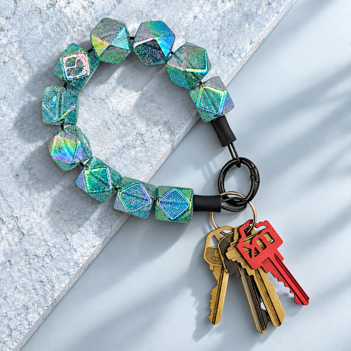 BAUBLE WRISTLET