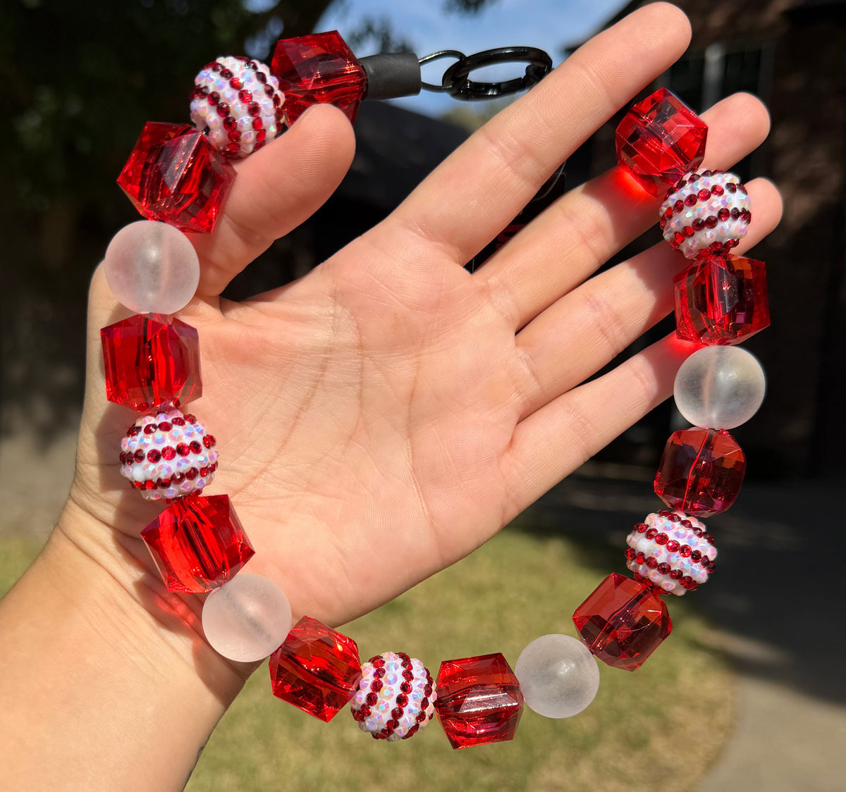 PEPPERMINT COUTURE BEADED COLLAR