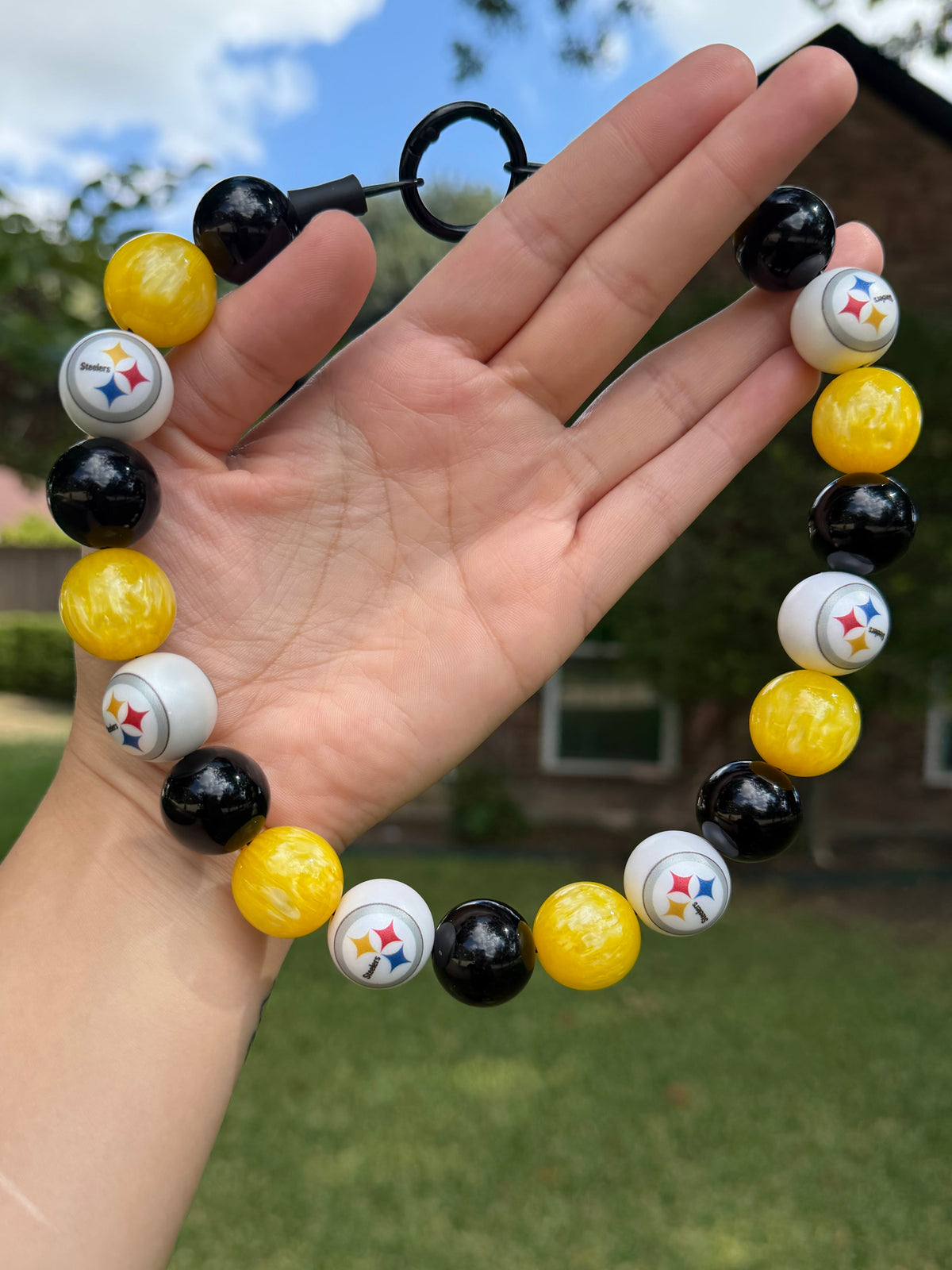 PITTSBURGH STEELERS INSPIRED BEADED COLLAR