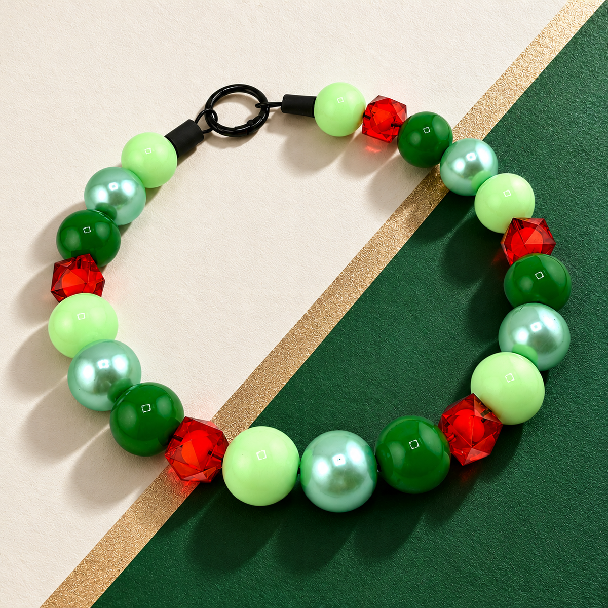 MISTLETOE + PEARLS BEADED COLLAR