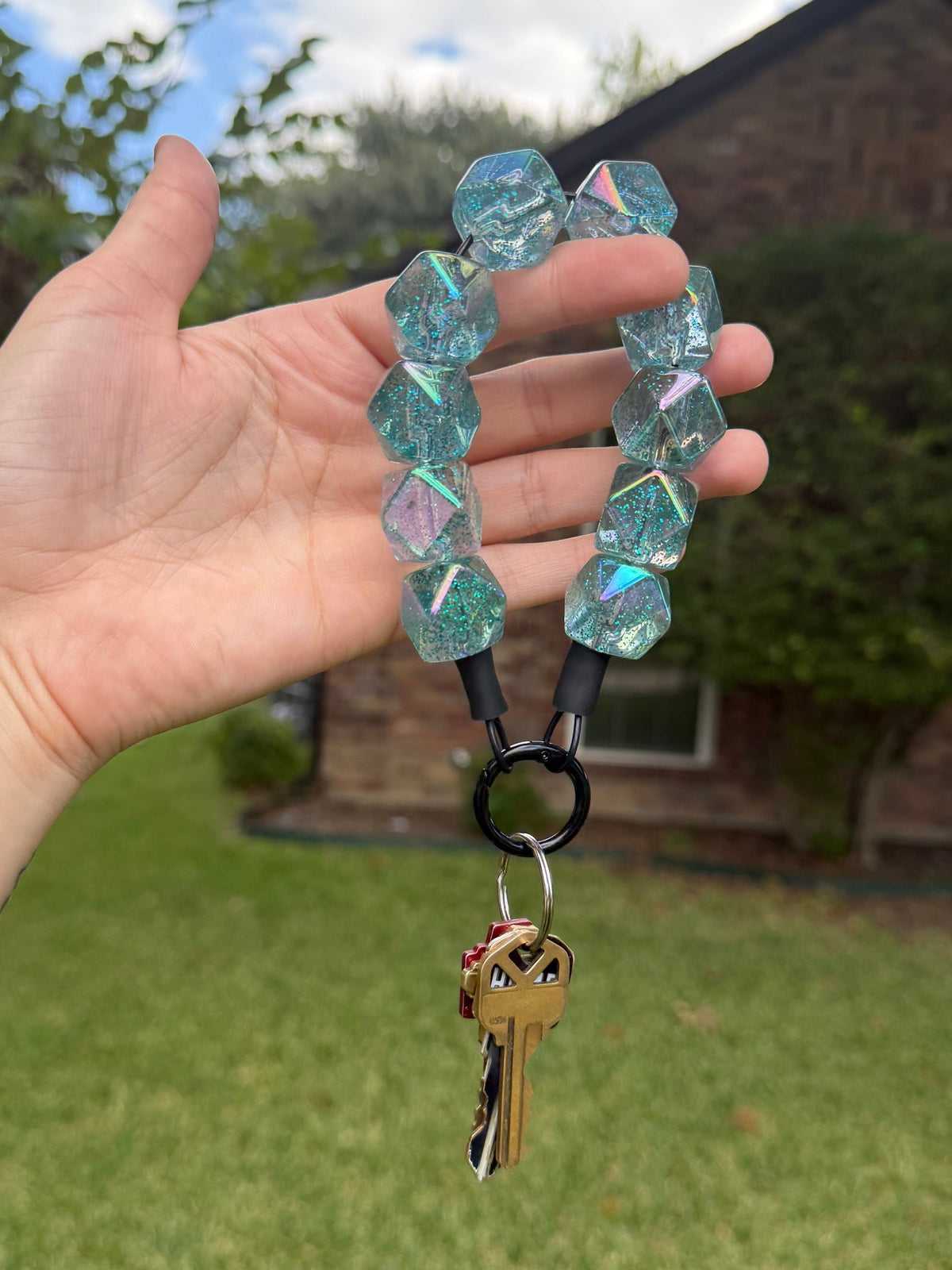BAUBLE WRISTLET