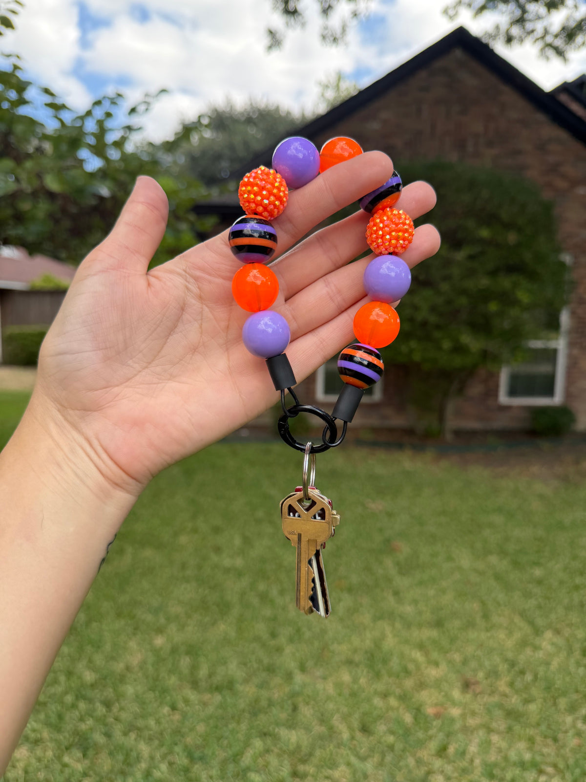 BAUBLE WRISTLET