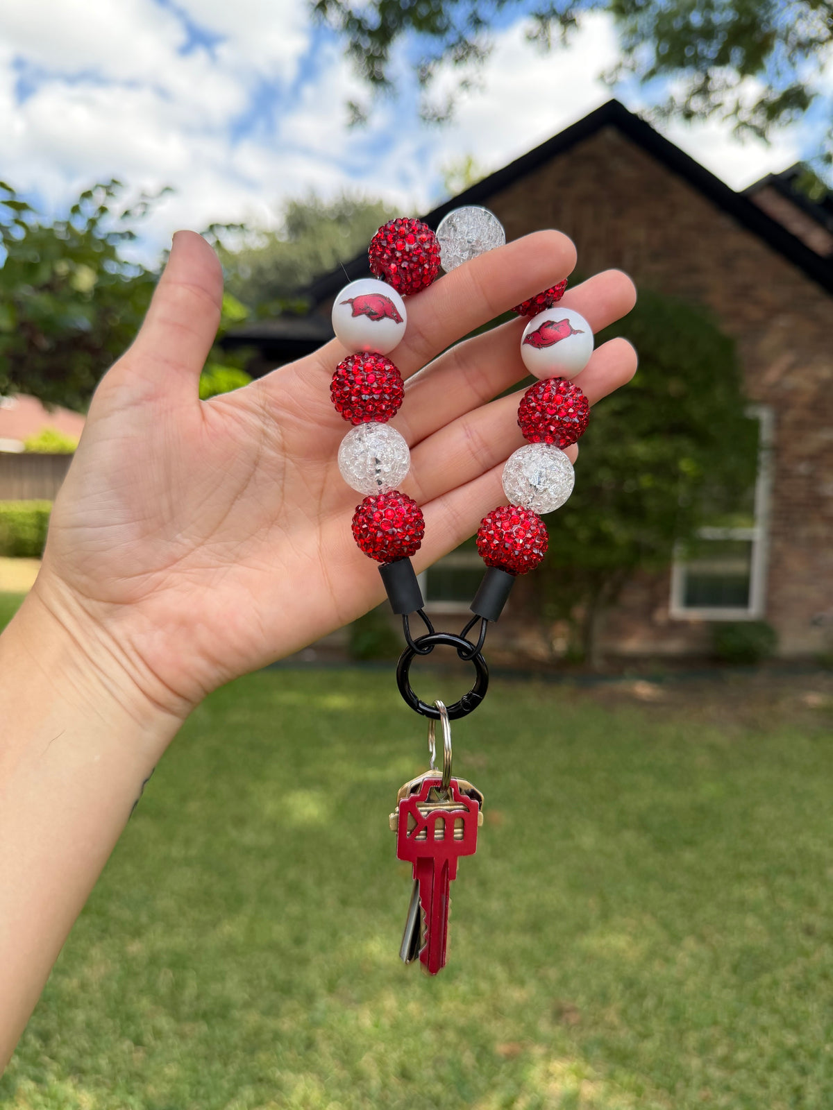 BAUBLE WRISTLET - ARKANSAS RAZORBACKS INSPIRED