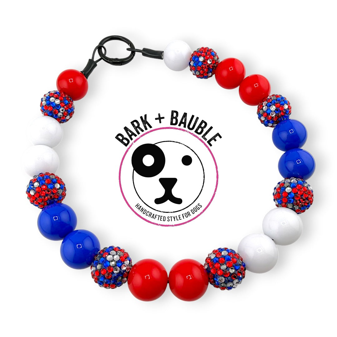RED WHITE WOOF BEADED COLLAR