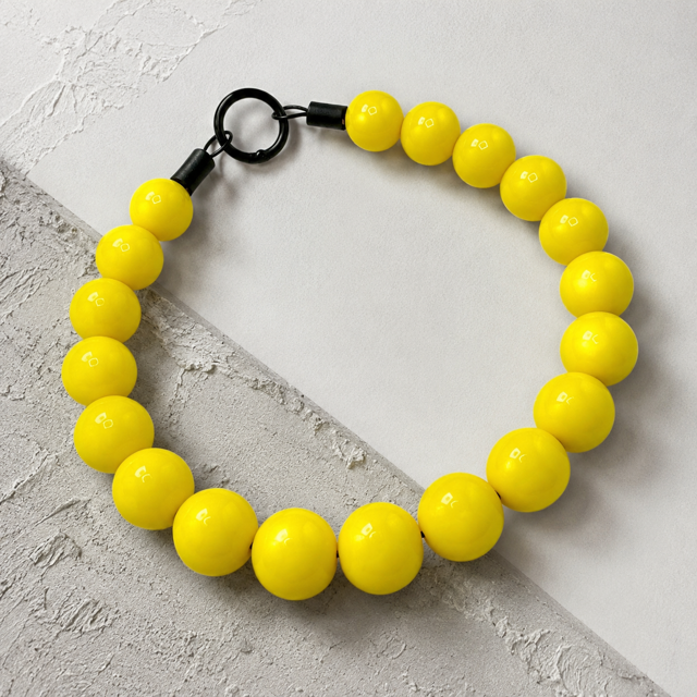 YELLOW BEADED COLLAR